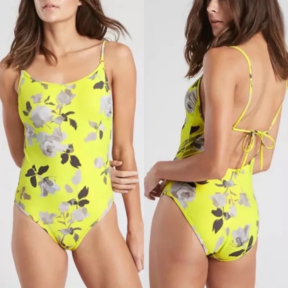 Athleta gardenia one piece swimsuit large